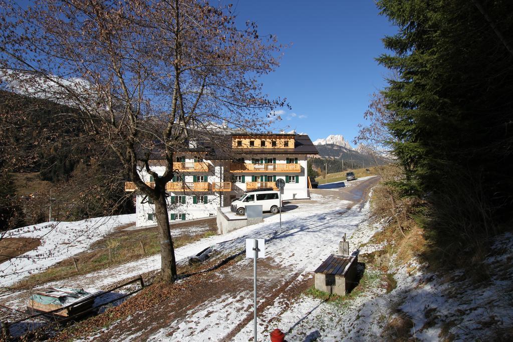 Hotel La Lum De Roisc Soraga Exterior foto